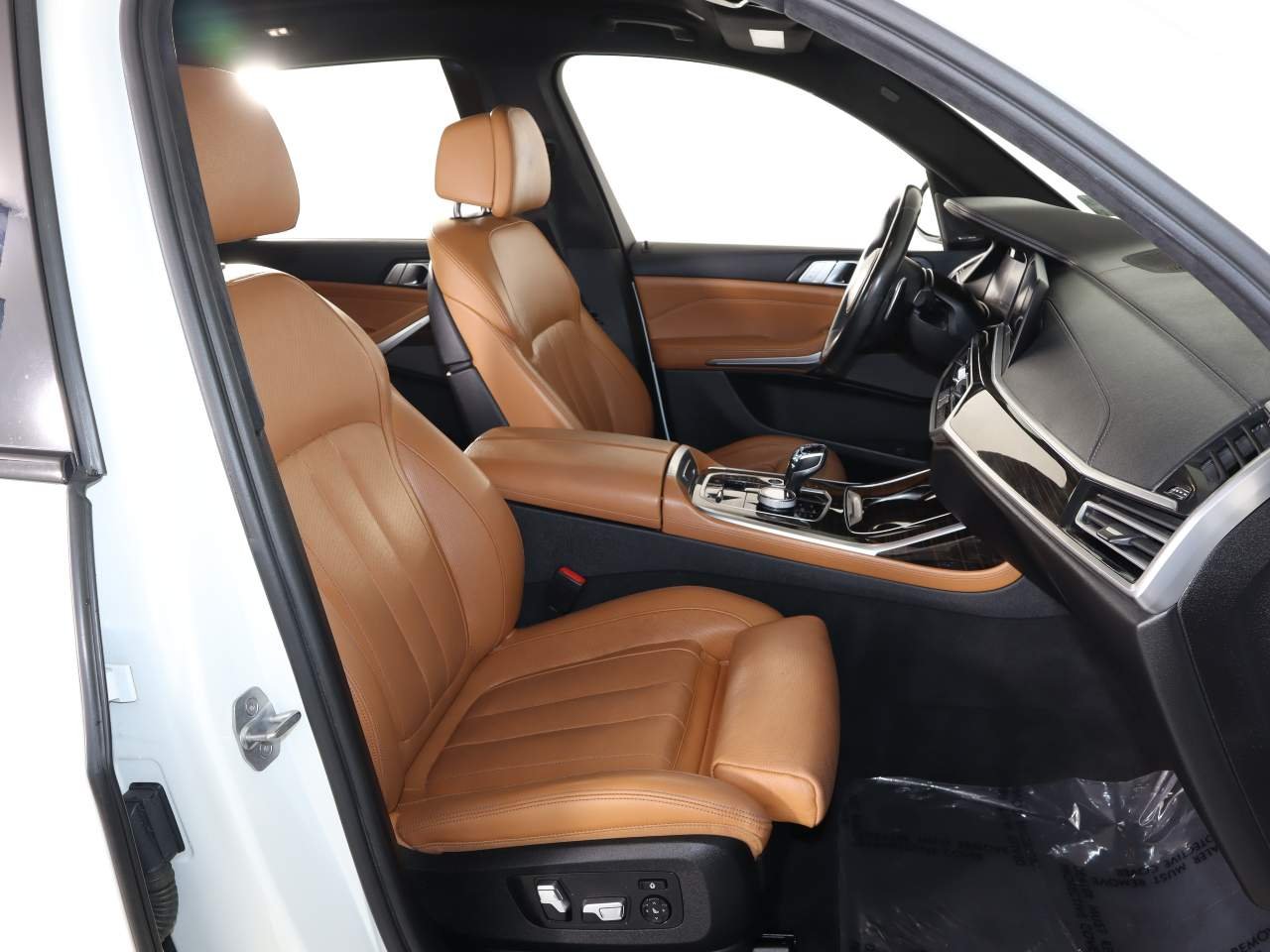 Used 2020 Alpine White BMW xDrive40i image 14