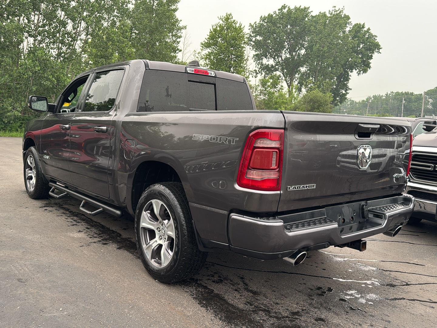 Used 2023 Granite Crystal Metallic Clearcoat Ram Laramie image 6