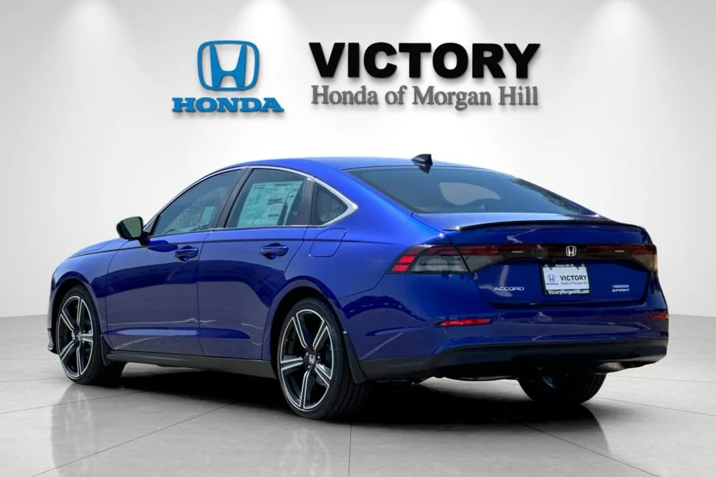 New 2025 Still Night Pearl Honda Sport image 6