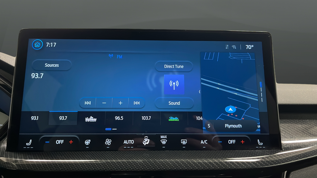 Used 2024 Carbonized Gray Metallic Ford ST-Line image 31