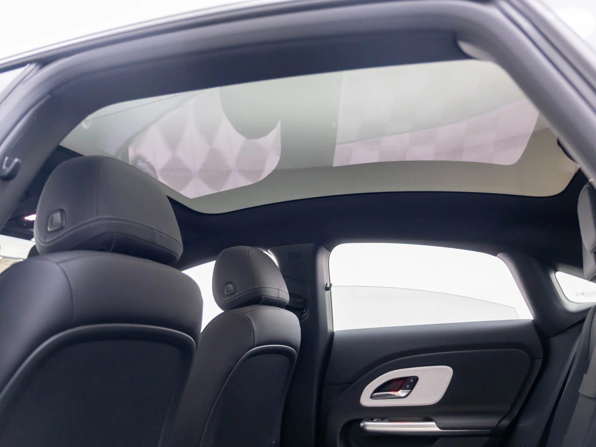 New 2027 Gray Mercedes-Benz CLA 220 image 20