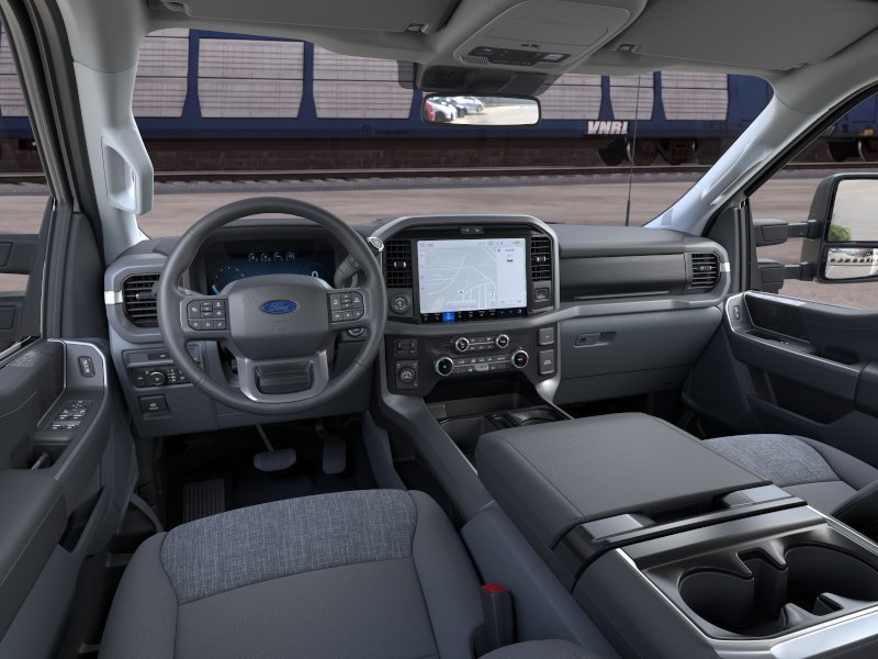 New 2026 Oxford White Ford XLT image 9