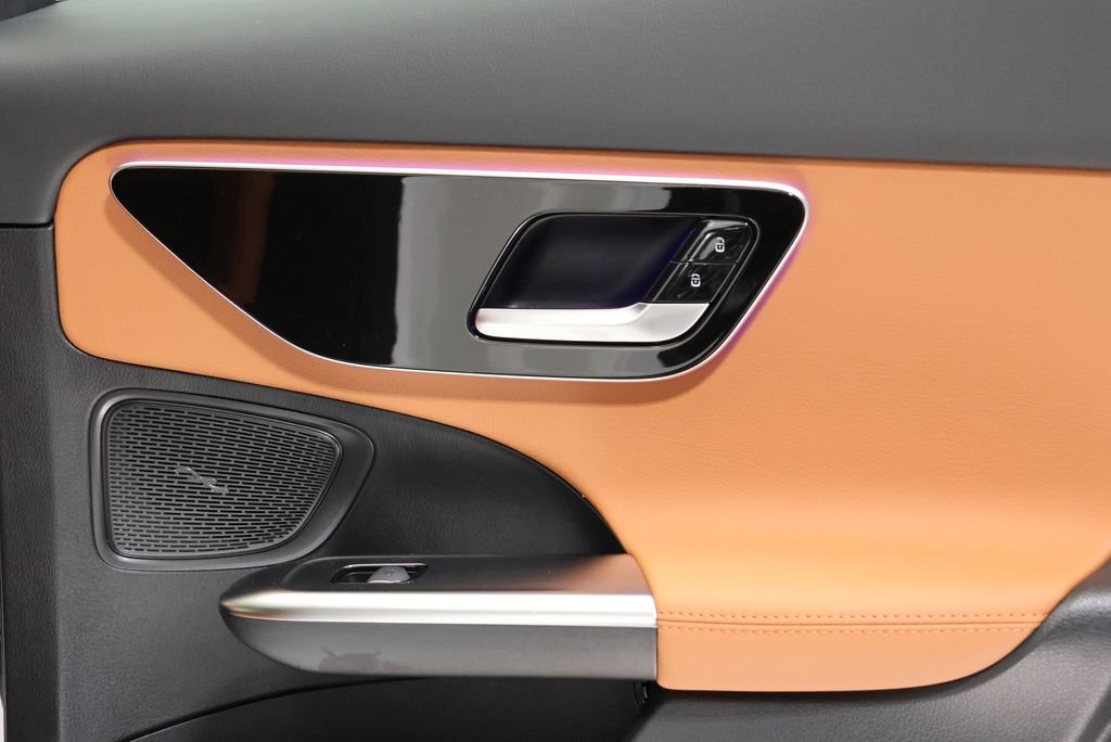 New 2026 Polar White Mercedes-Benz C 300 image 51