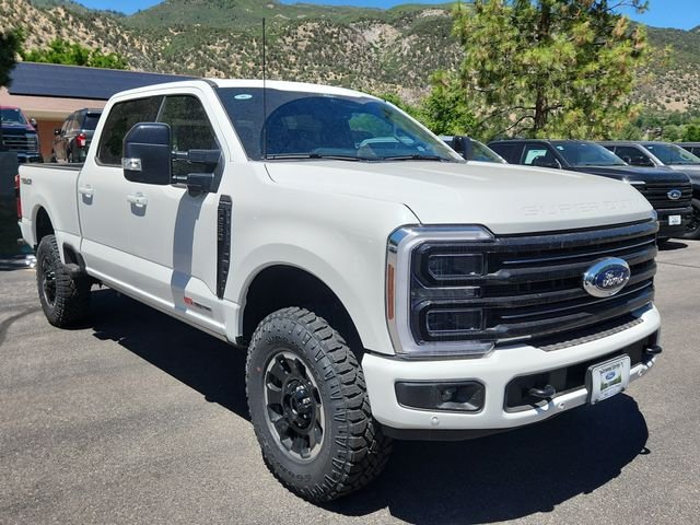 New 2026 Star White Metallic Tri-Coat Ford F-250® Platinum® image 1