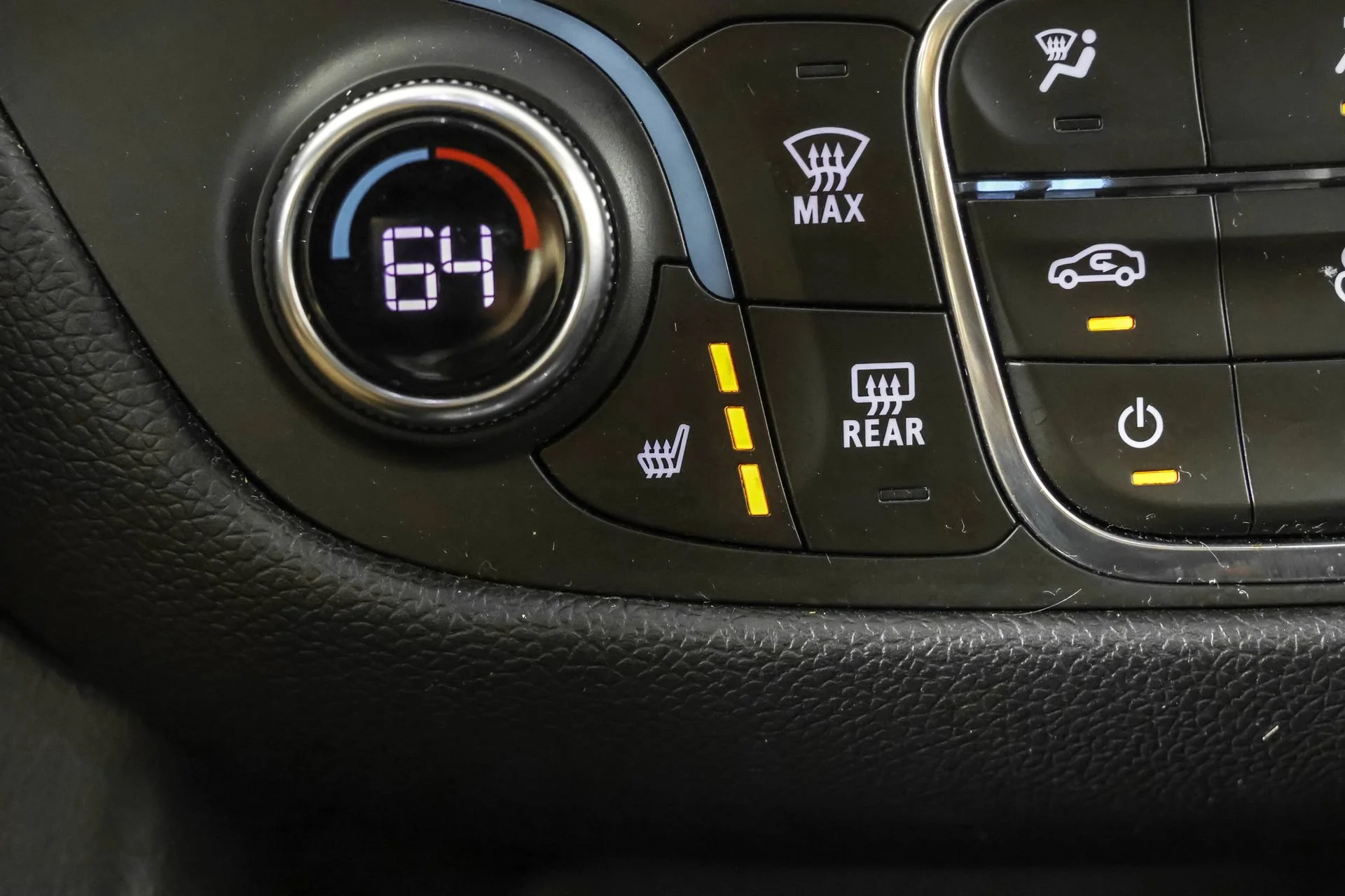 Used 2018 NIGHTFALL GRAY METALLIC Chevrolet LT image 33