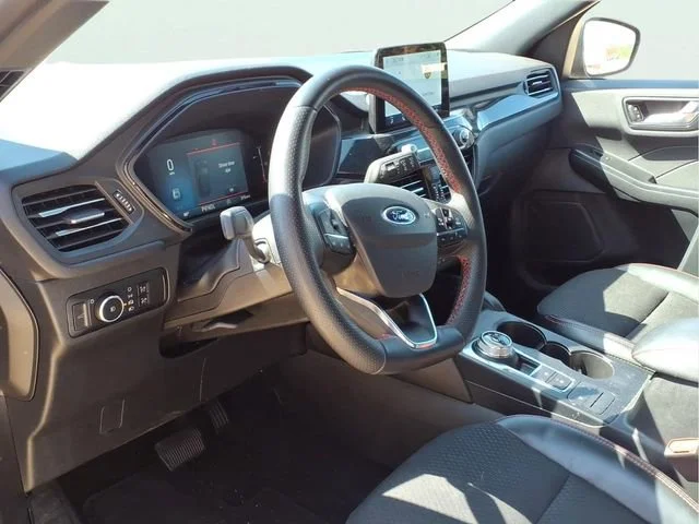 Used 2025  Ford ST-Line Select image 6