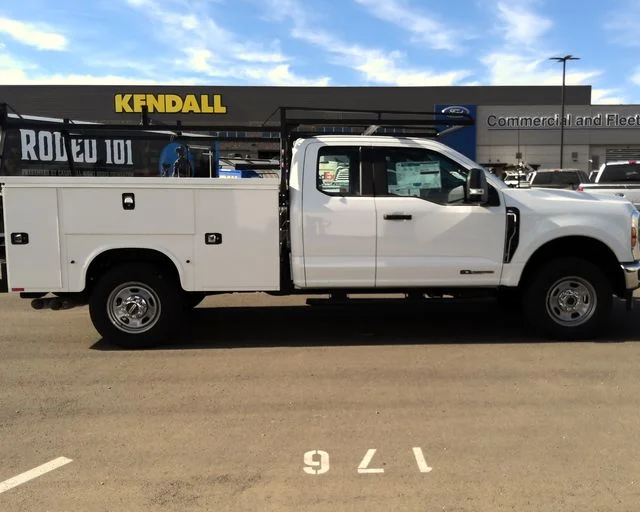 New 2026 Oxford White Ford XL image 7