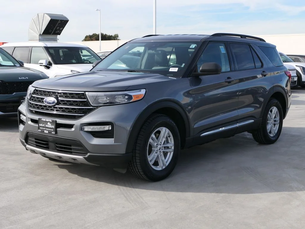 Used 2024 Carbonized Gray Ford XLT image 6