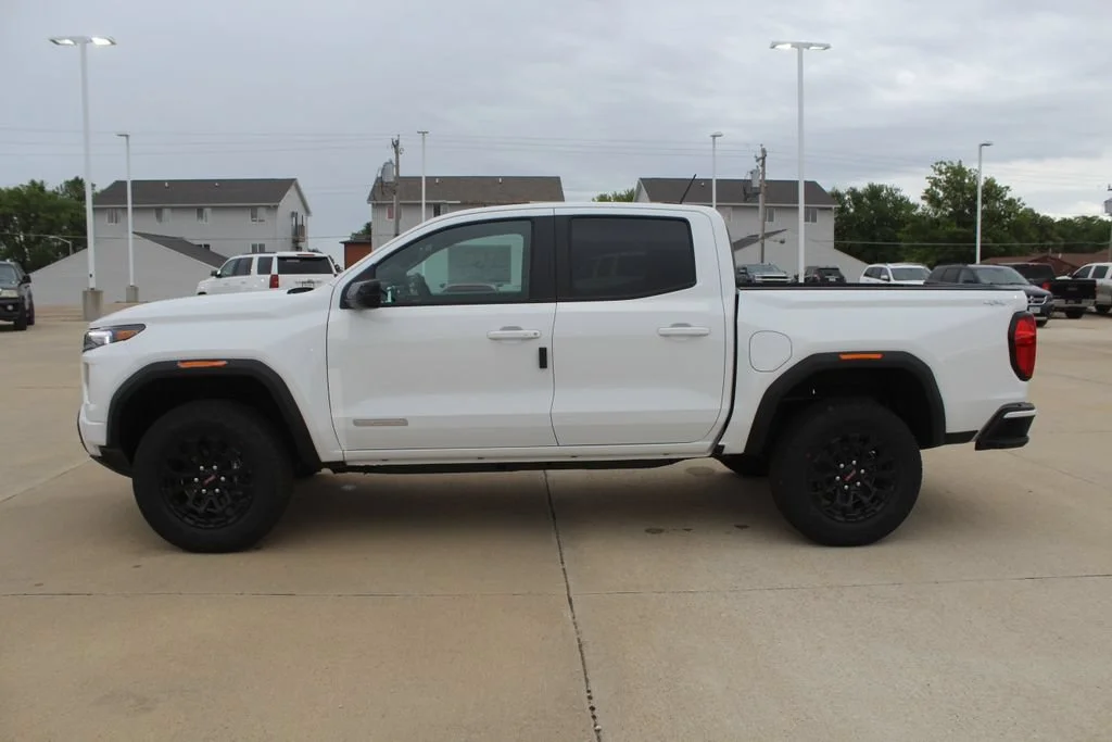 New 2026 Summit White GMC Elevation image 6