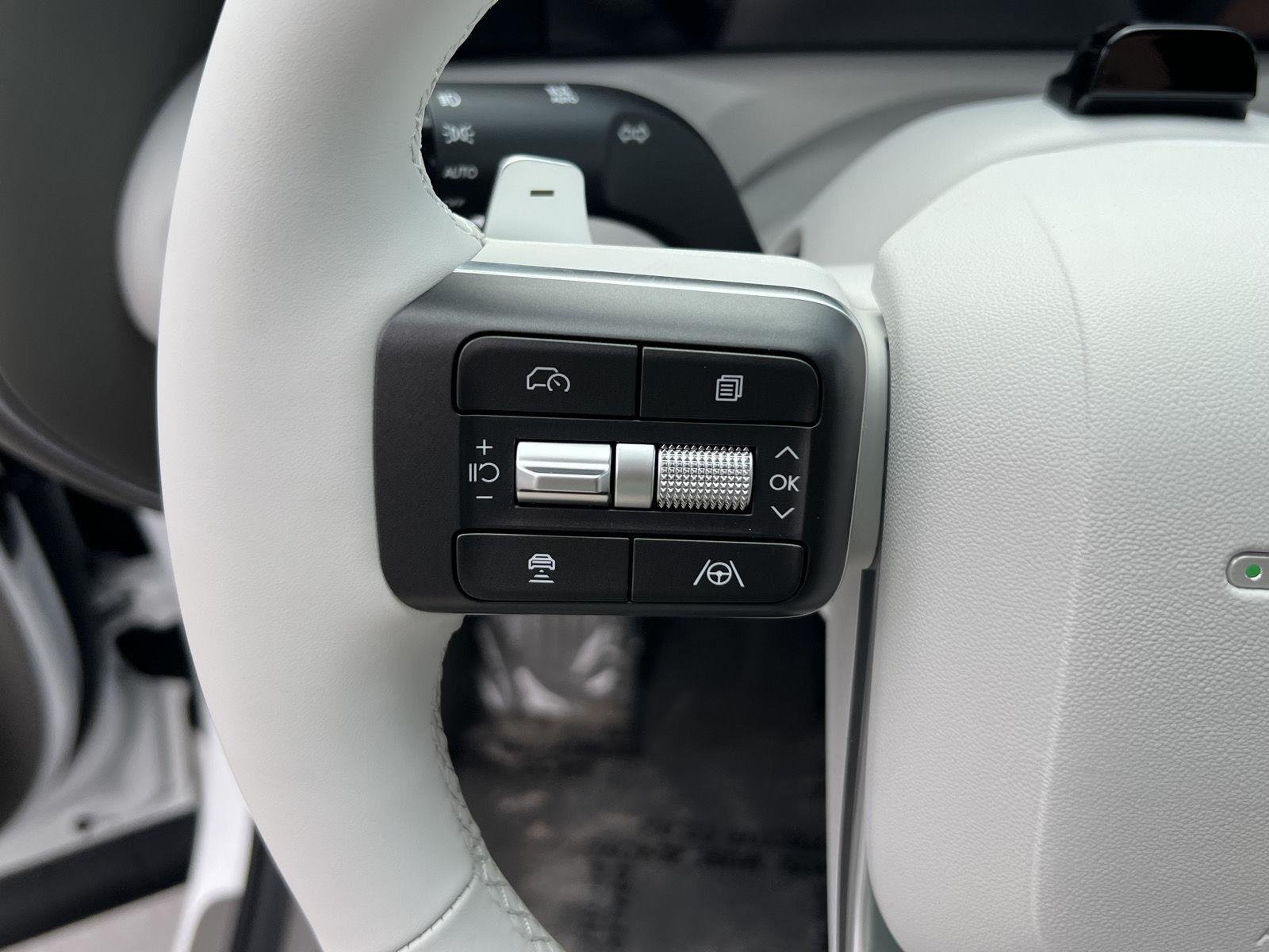 New 2026 Creamy White Pearl Hyundai SEL Premium 8P image 33