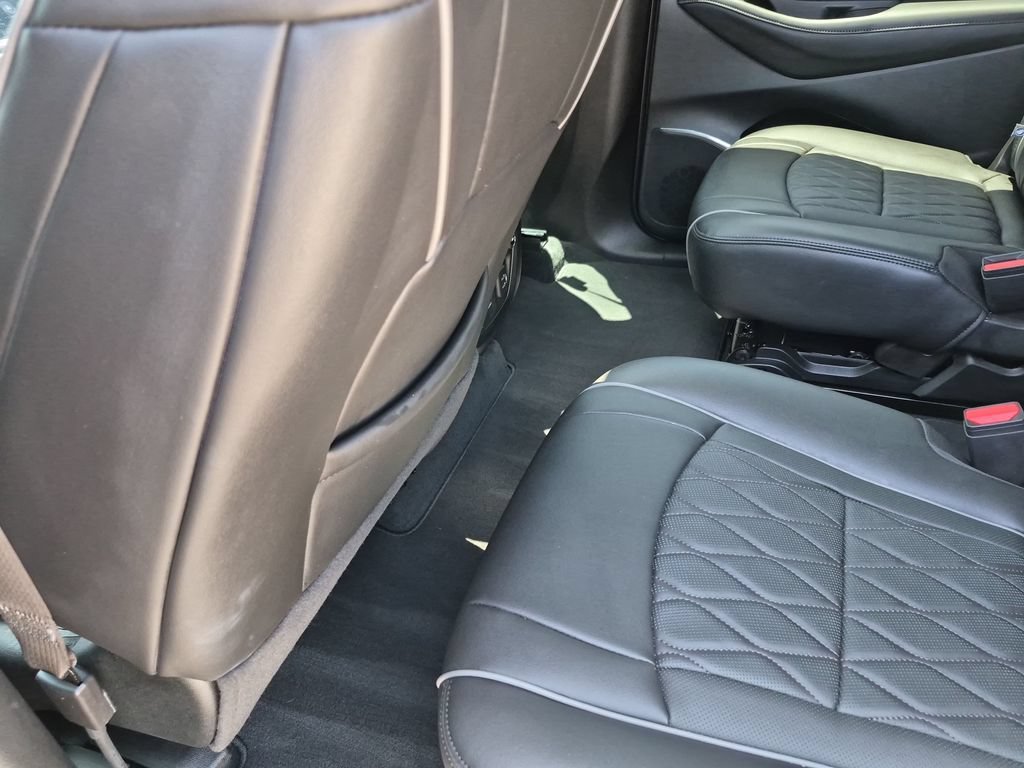 Used 2024 White Frost Tricoat Buick Avenir image 37