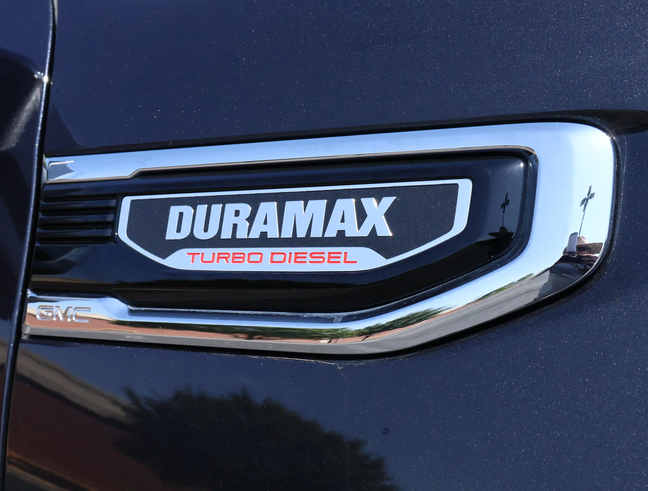 Used 2022 Titanium Rush Metallic GMC SLT image 5