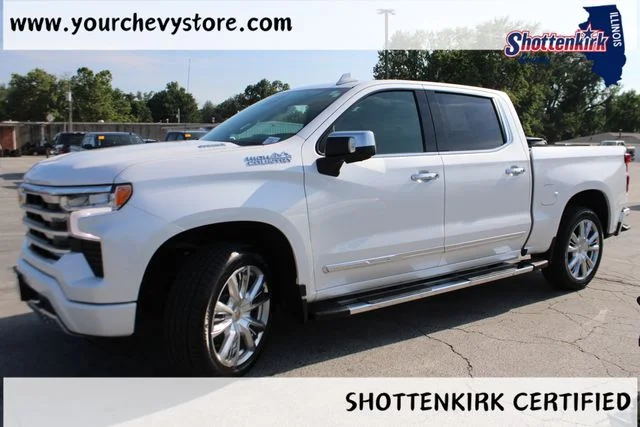 Used 2023 Beige Chevrolet High Country image 2