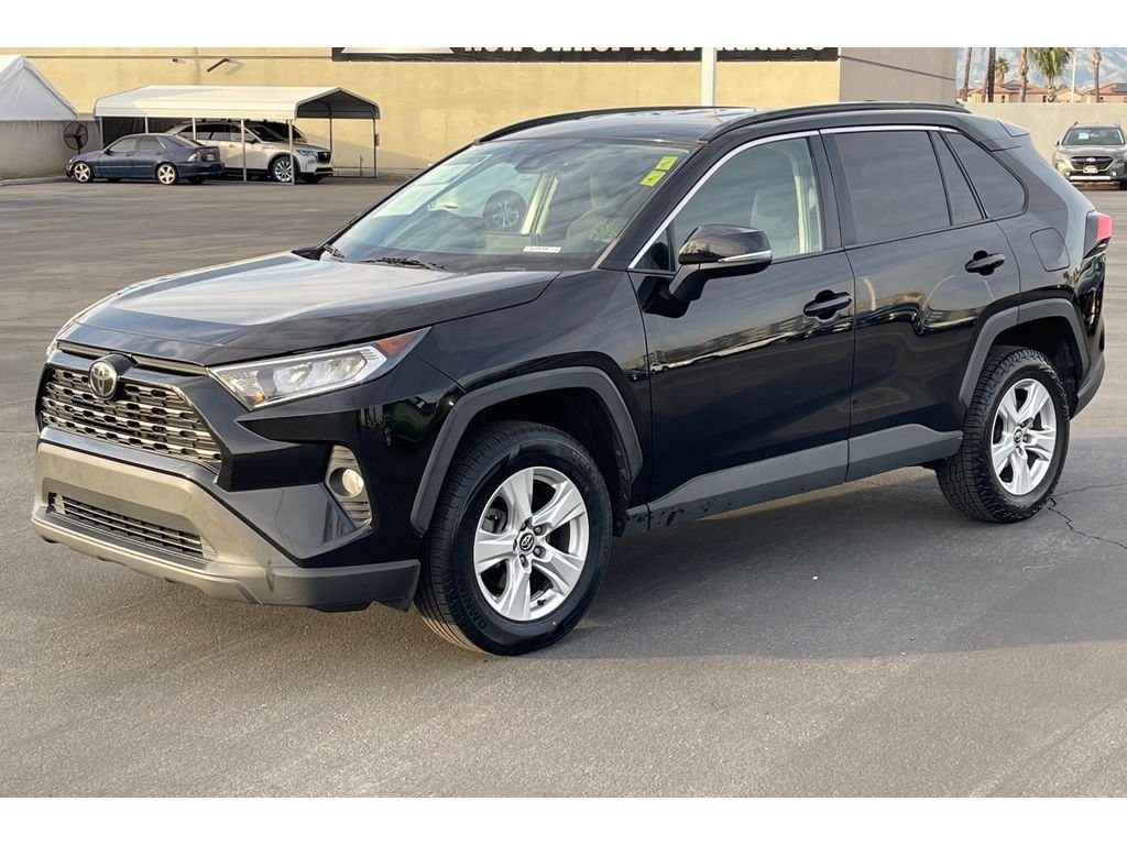 Used 2021 Toyota RAV4 XLE with VIN 2T3P1RFV9MC152283 for sale in Loma Linda, CA