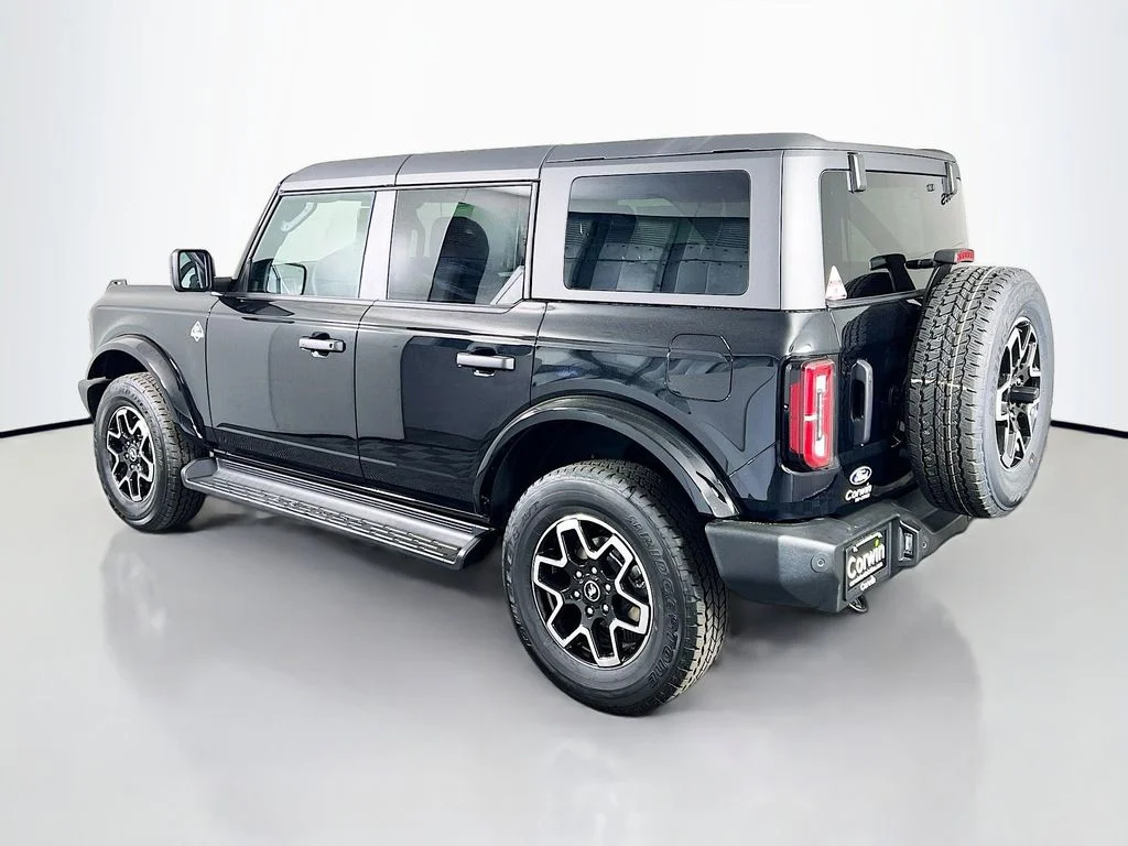 New 2026 Shadow Black Ford Outer Banks image 11