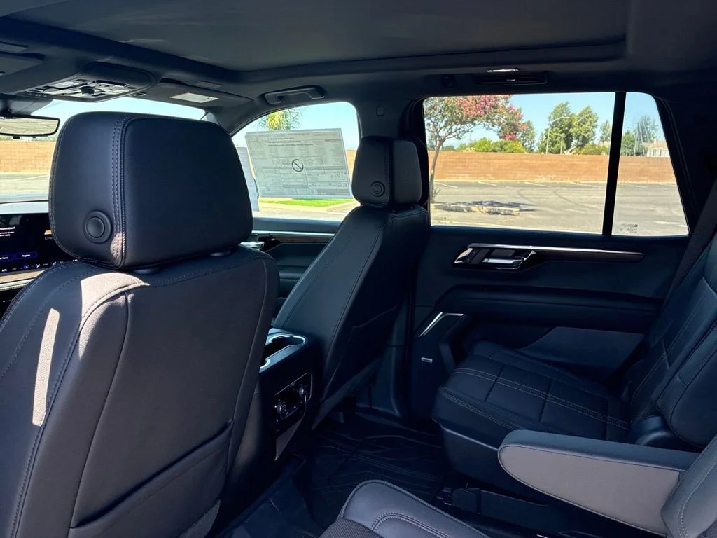 New 2026 Black Chevrolet High Country image 18