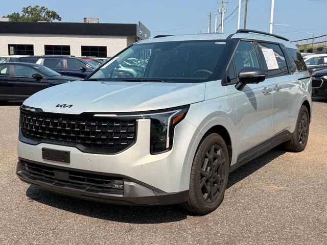 Certified Used 2025 Ivory Kia SX image 9