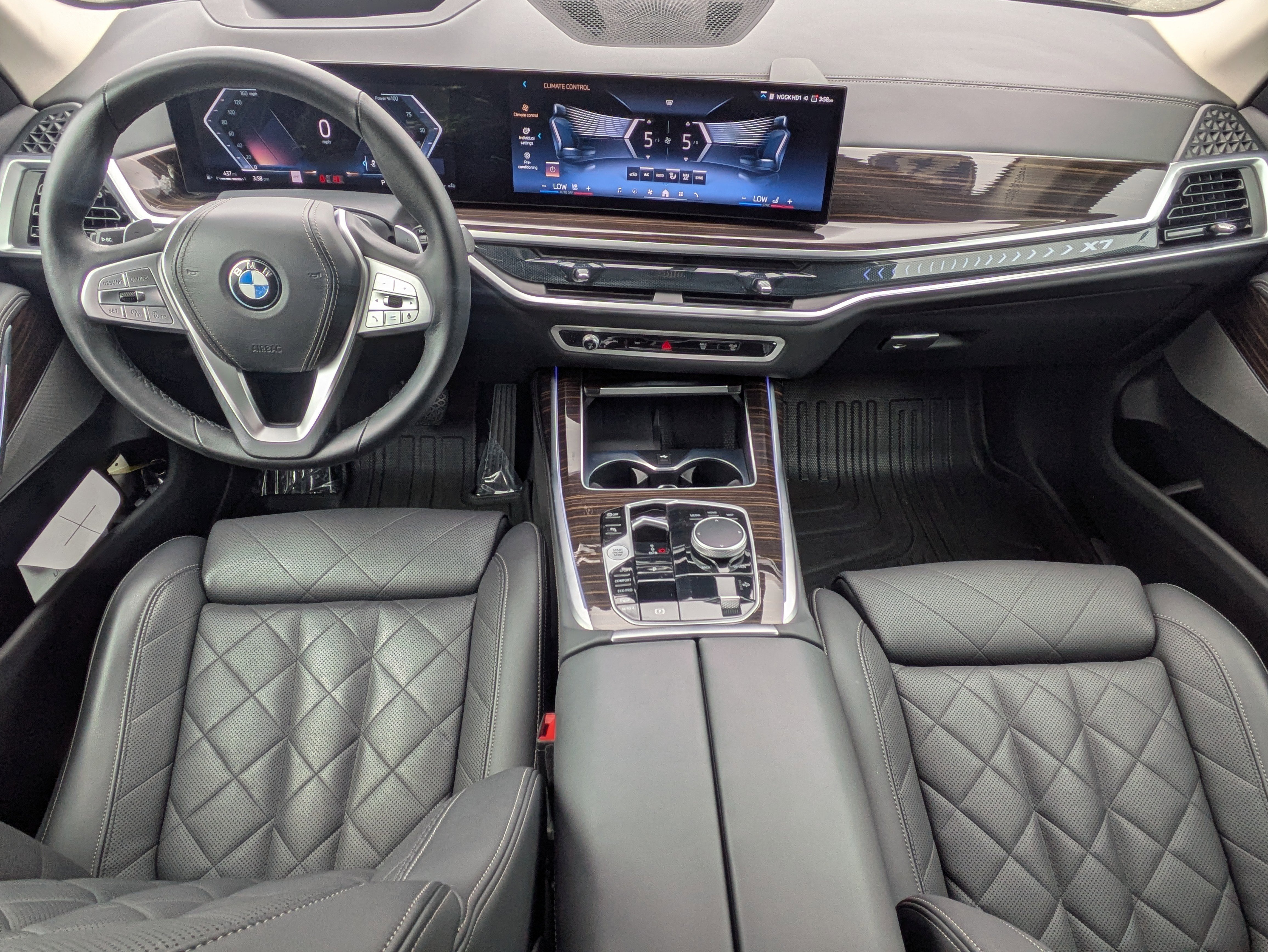 Used 2025 Black Sapphire Metallic BMW xDrive40i image 14