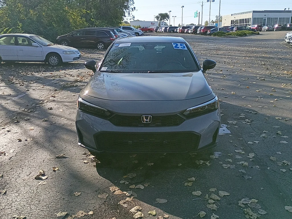 Certified Used 2025 SONIC GRAY Honda Sport image 8