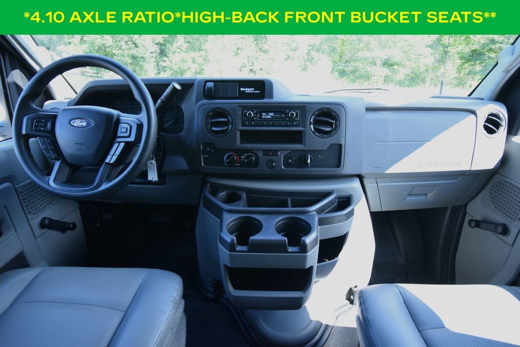 Used 2022 Oxford White Ford Base image 4