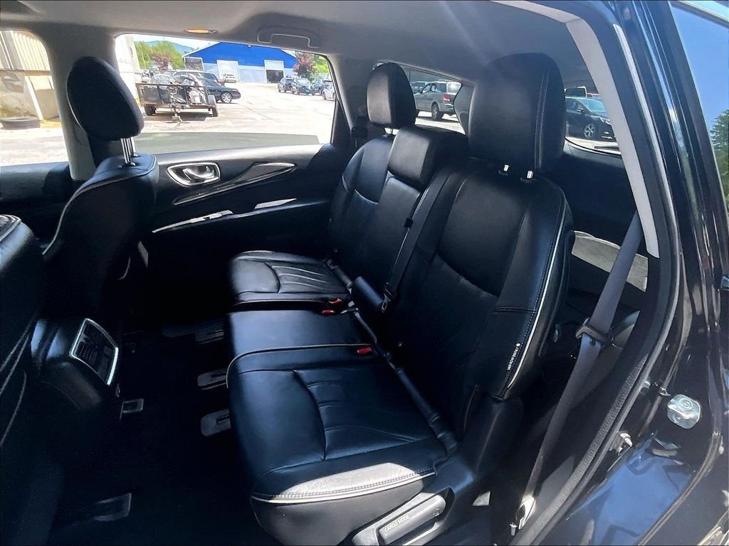 Used 2020 Hermosa Blue INFINITI LUXE image 15