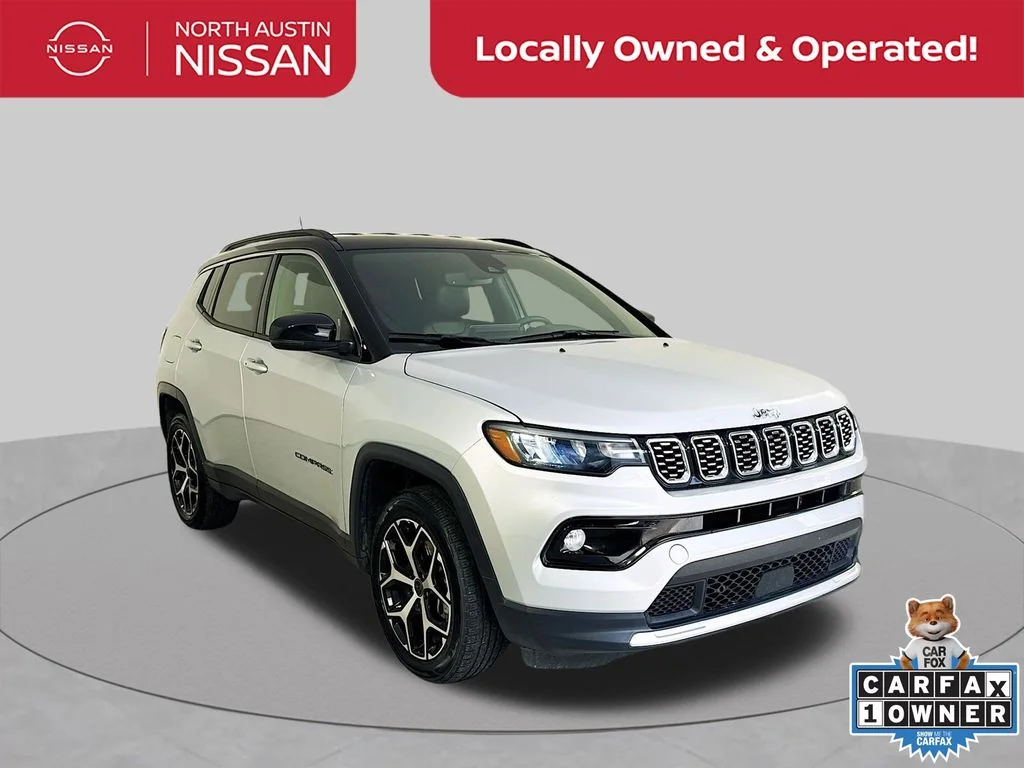 Used 2025 Silver Jeep Limited image 1