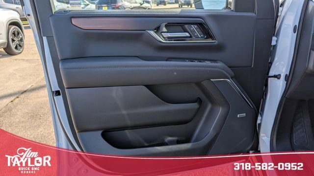 2026 GMC Yukon XL Denali - Photo 11