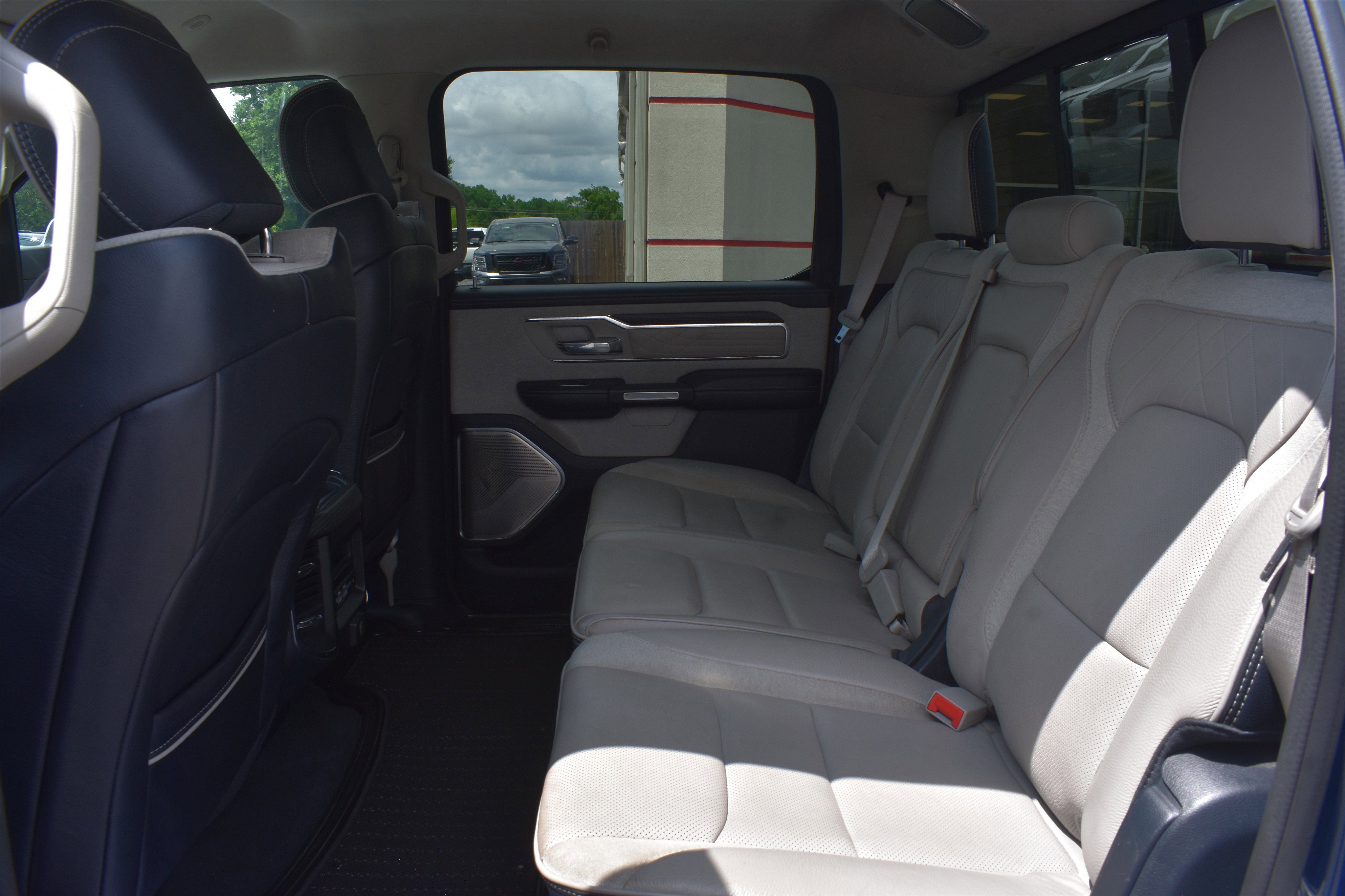 2023 RAM Ram 1500 Pickup Limited - Photo 22