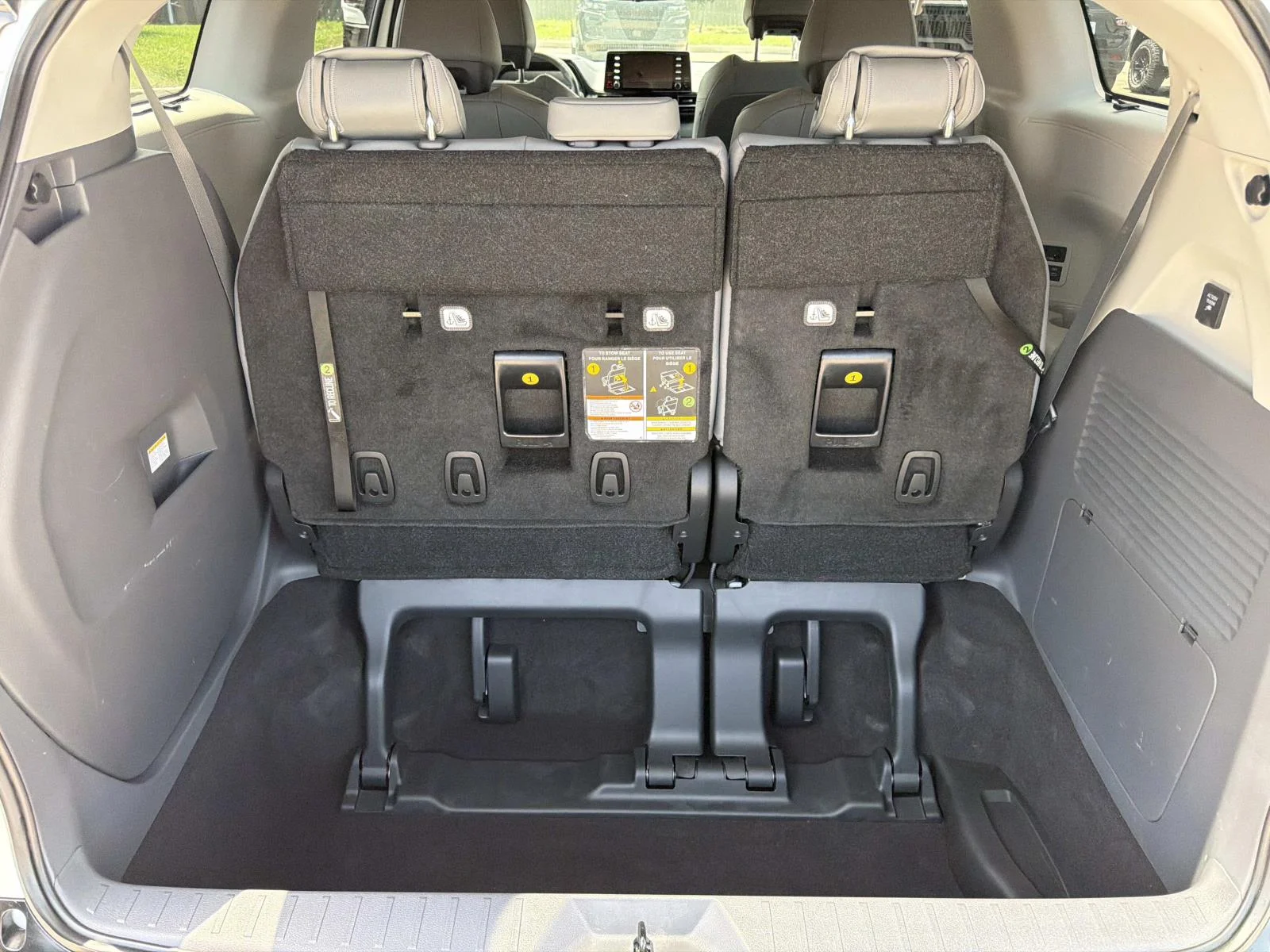 Used 2023 Beige Toyota Limited AWD 7-Passenger (Natl) image 8