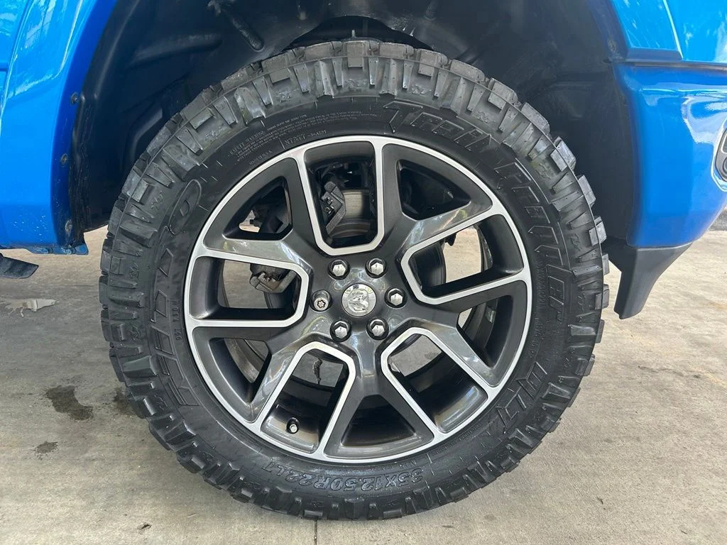 Used 2020 Blue Ram Laramie image 25