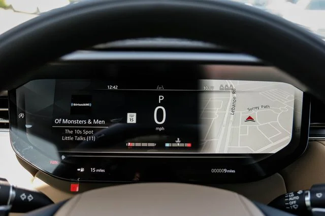 New 2026  Land Rover SE image 24