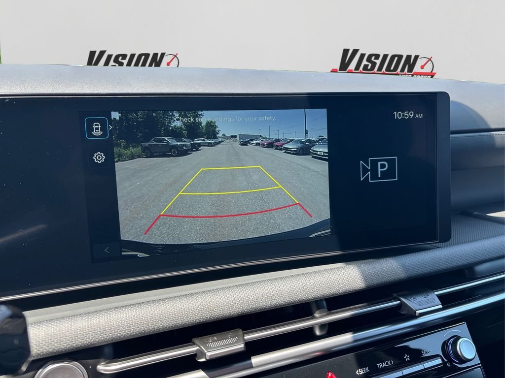 Used 2025 Black Hyundai SEL Convenience image 30