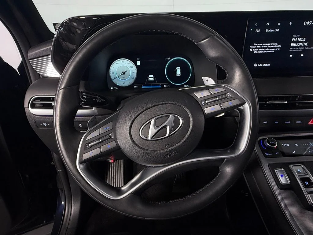 Used 2024 White Hyundai Calligraphy image 15