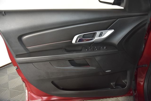 Used 2017 Red GMC SLE-2 image 25