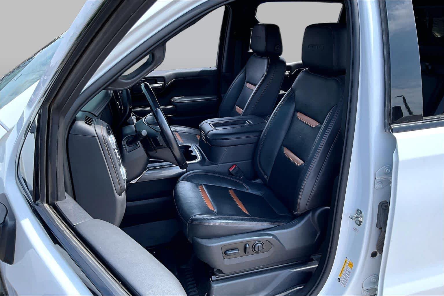 Used 2021 Summit White GMC AT4 image 7