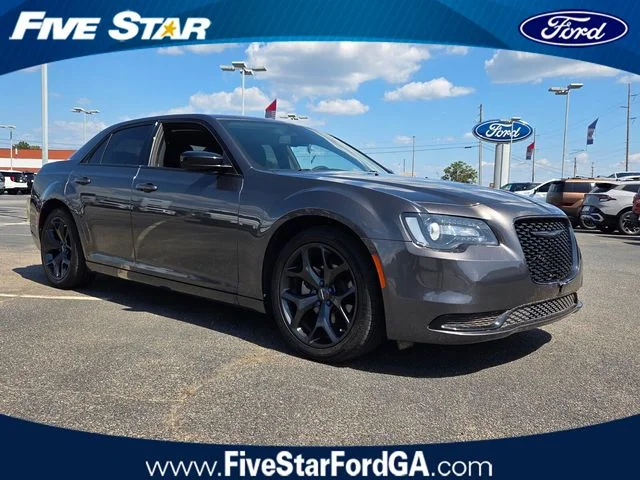 2022 Chrysler 300 Touring