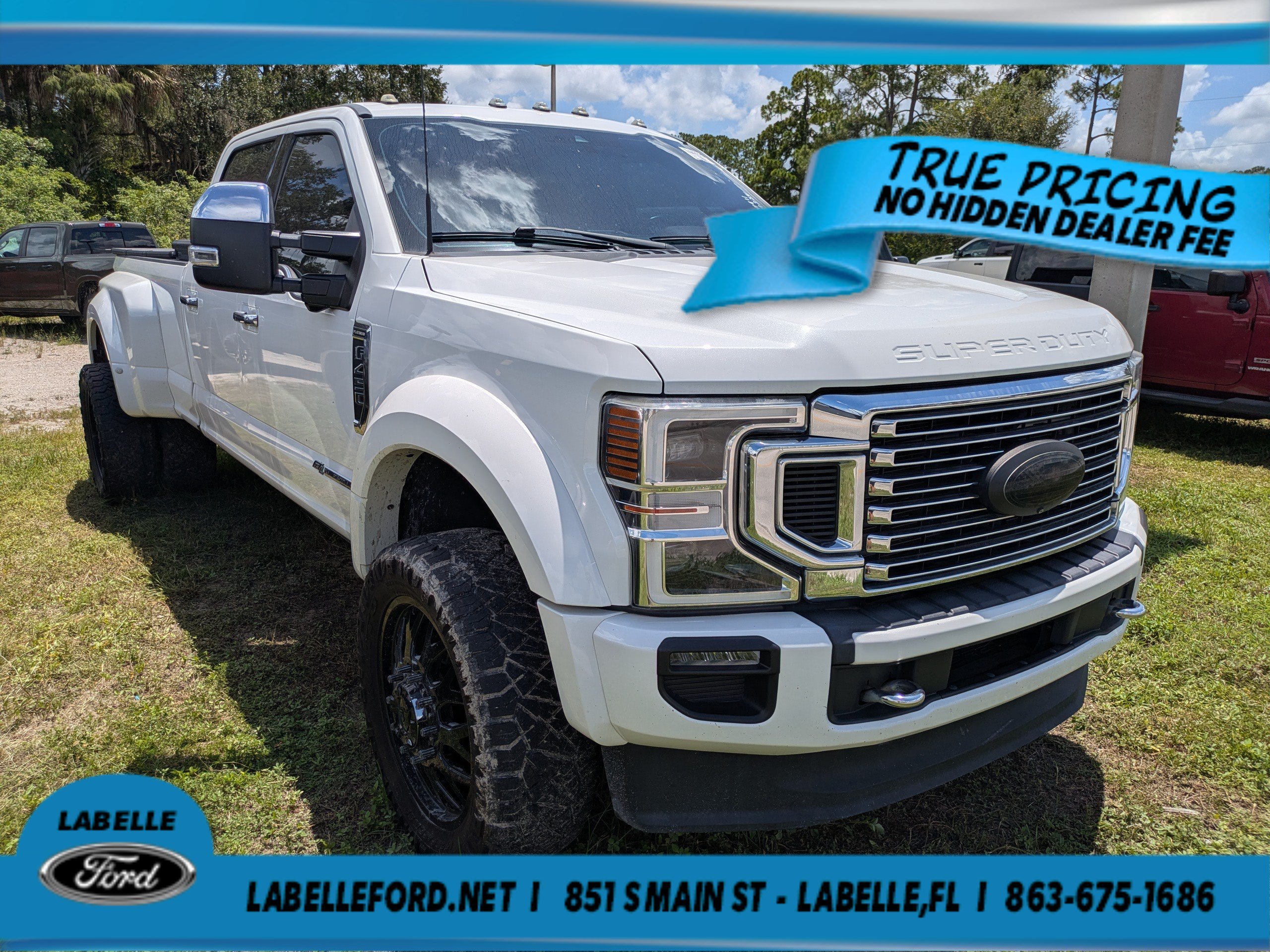 Used 2022  Ford  image 1