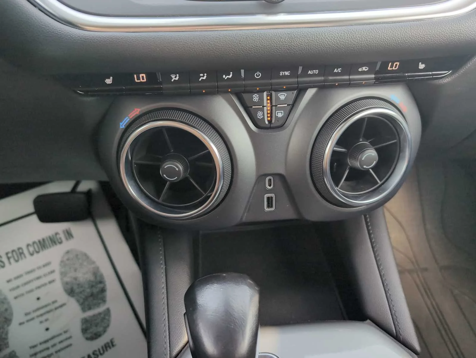 Used 2022 SUMMIT WHITE Chevrolet LT image 18
