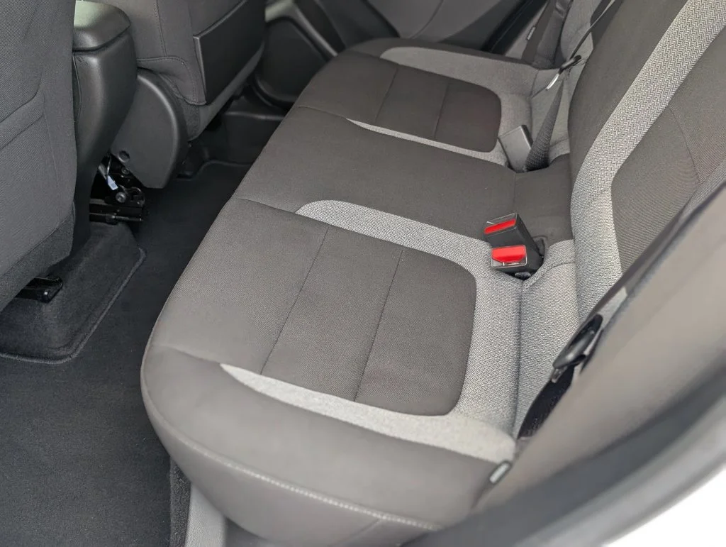 Used 2025 White Chevrolet LT image 30