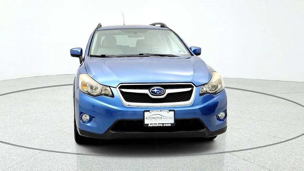 Used 2015 Quartz Blue Pearl Subaru 5dr CVT 2.0i Premium image 2