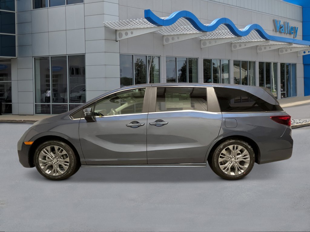 New 2027 Smoke Blue Pearl Honda Touring image 2