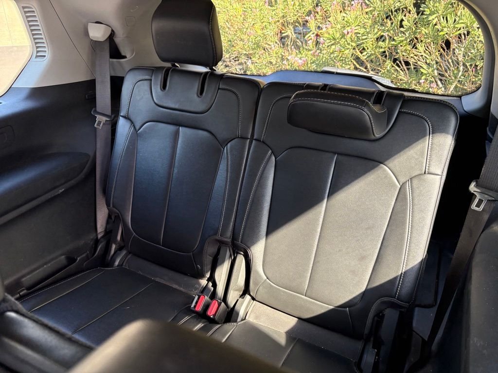 Certified Used 2022 Red Jeep Limited image 12