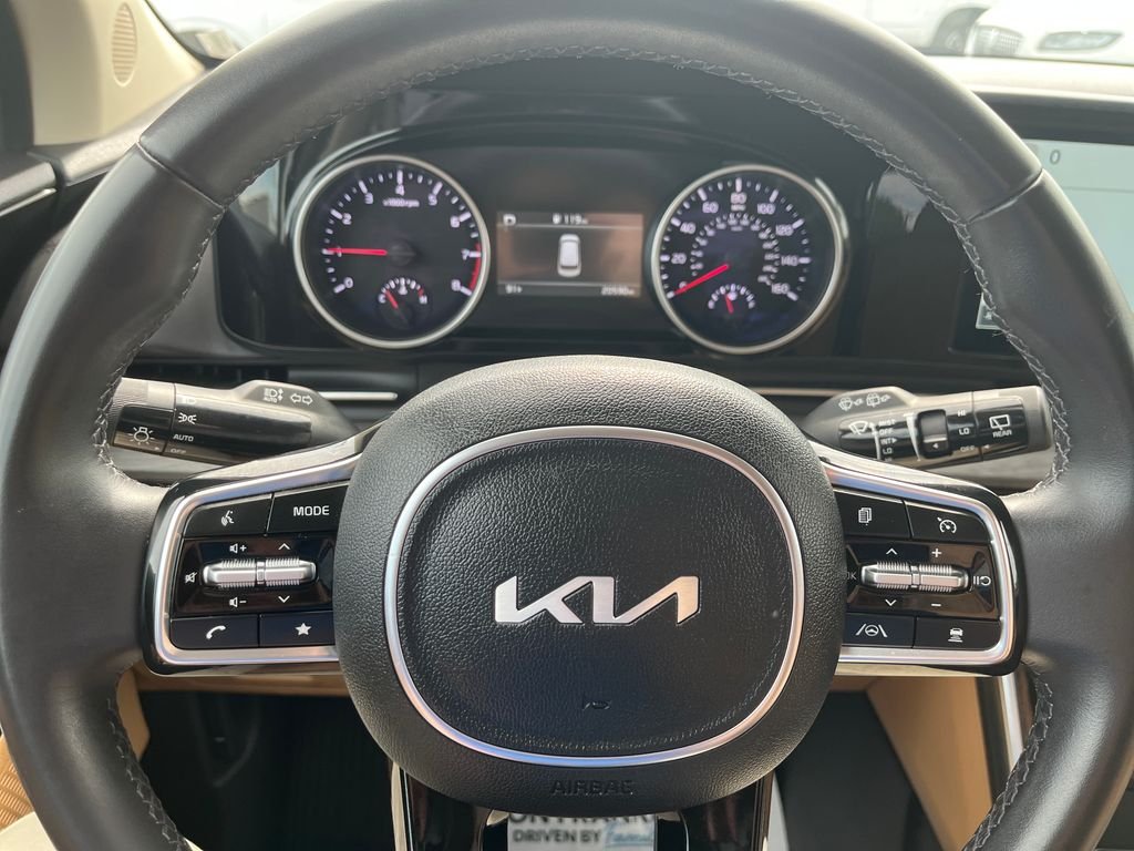 Certified Used 2024 White Kia EX image 14