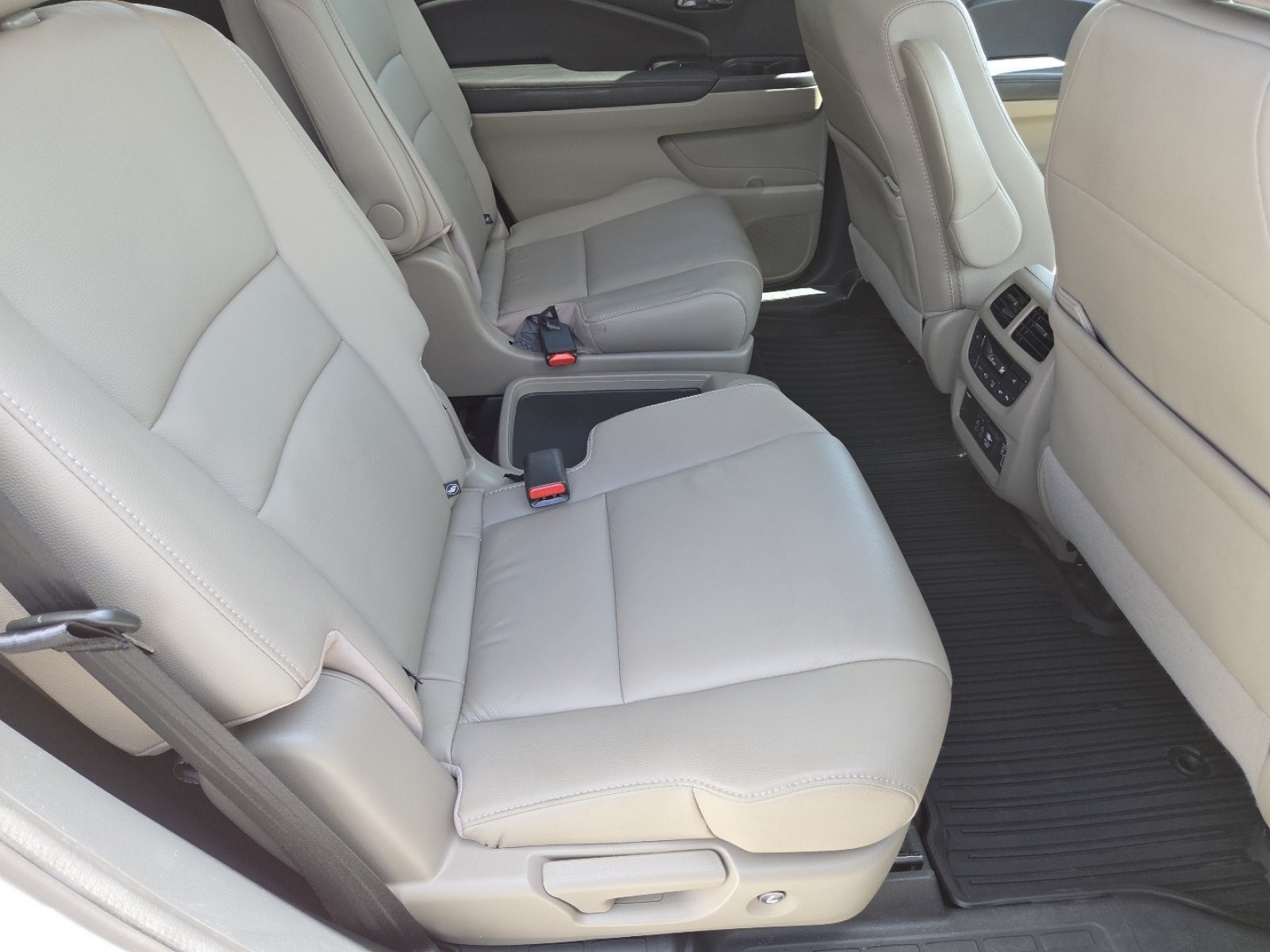 2022 Honda Pilot Touring - Photo 57