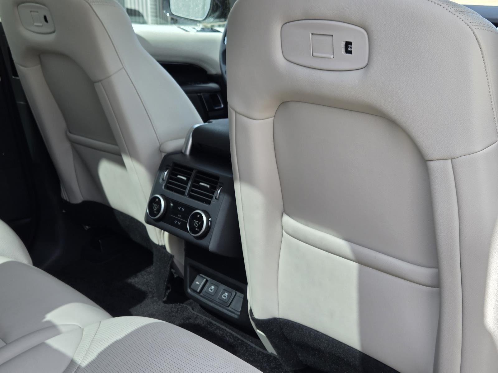 Used 2025 Fuji White Land Rover S image 40