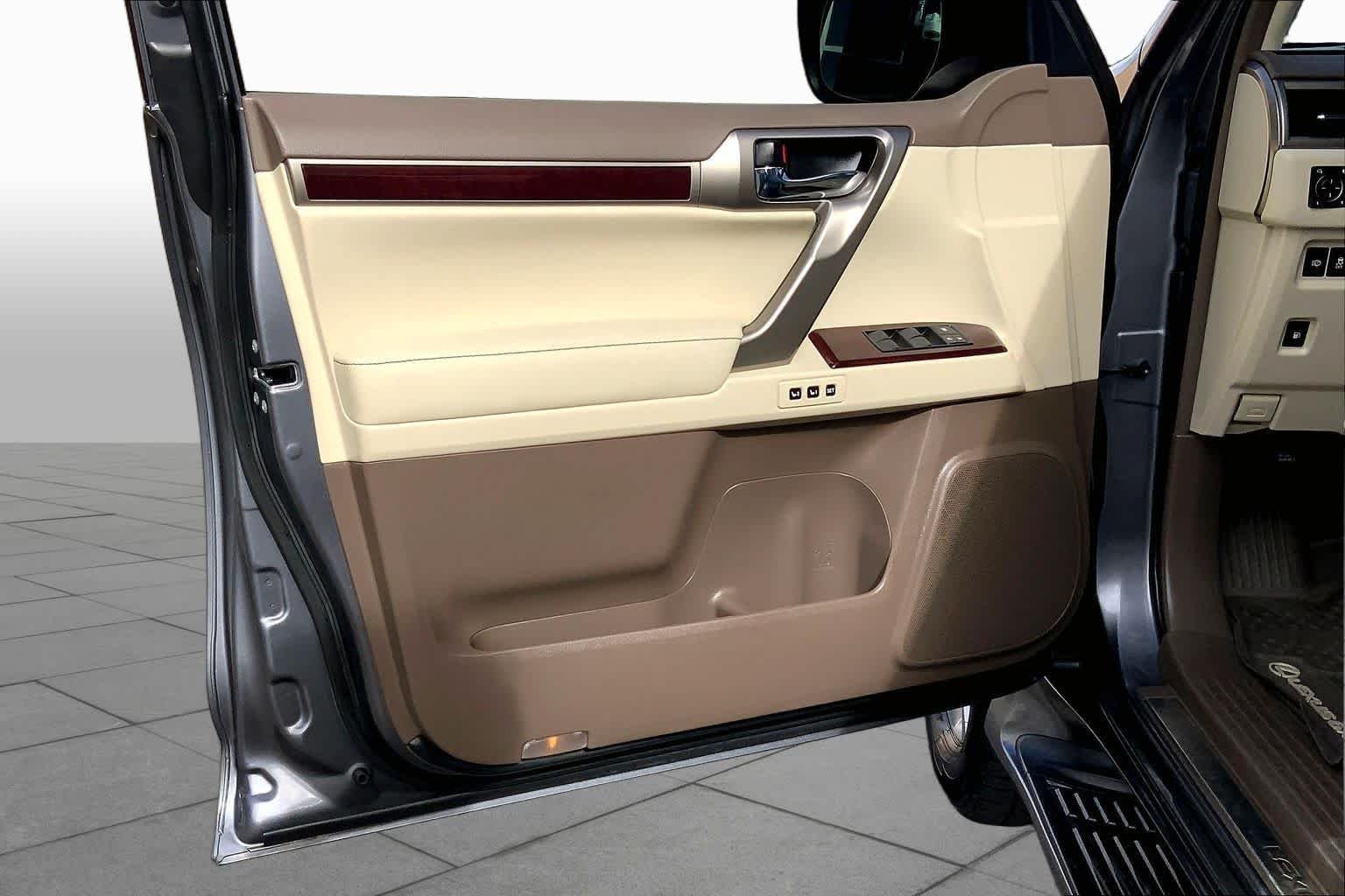 Used 2019 Nebula Gray Pearl Lexus Premium image 19