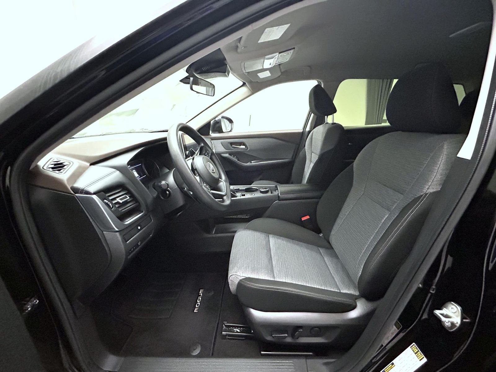 Used 2023 Black Nissan SV image 10