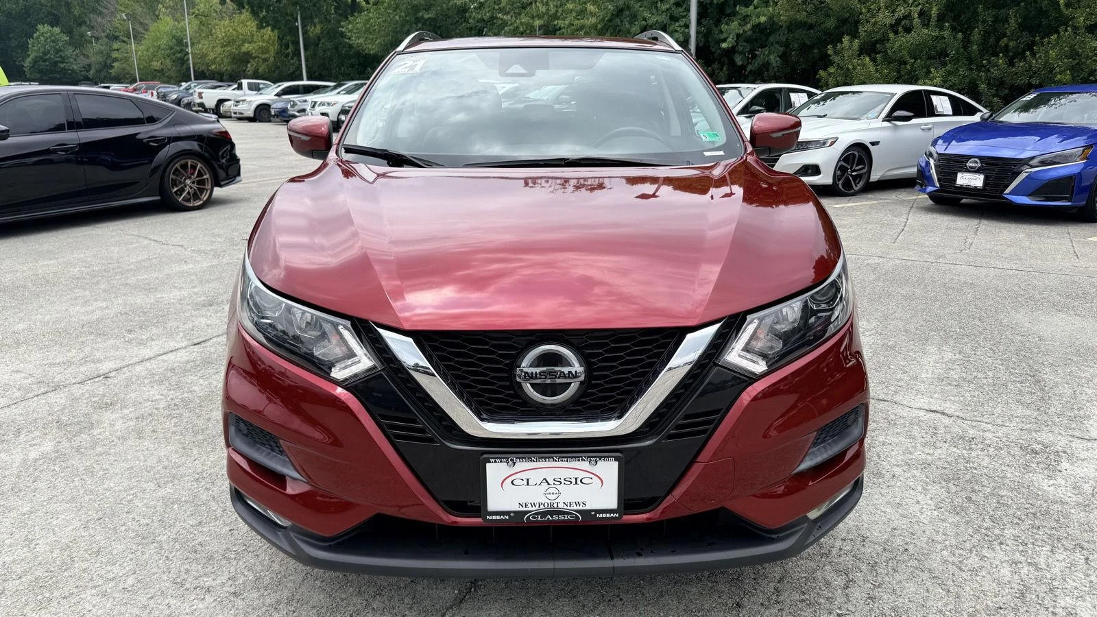 Used 2021 Scarlet Ember Tintcoat Nissan SV image 8