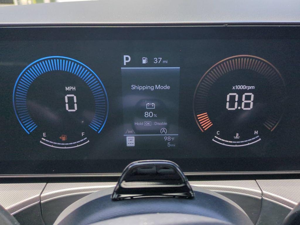 New 2027 White Hyundai SEL FWD image 36