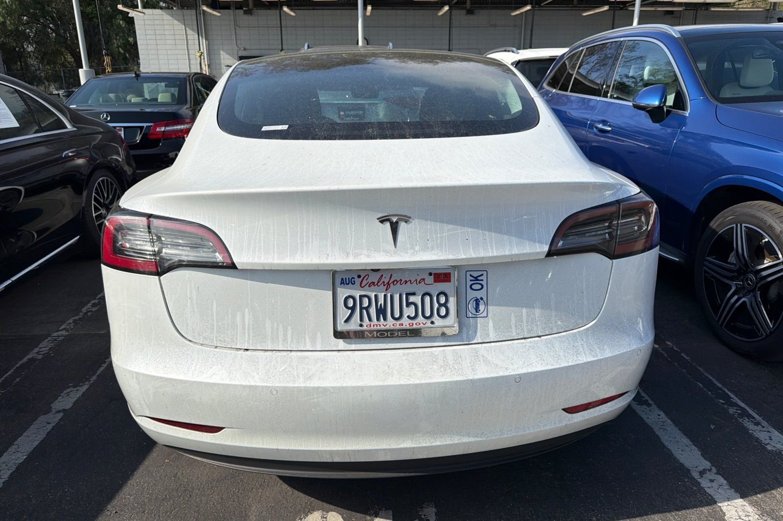 Used 2022  Tesla Base image 9